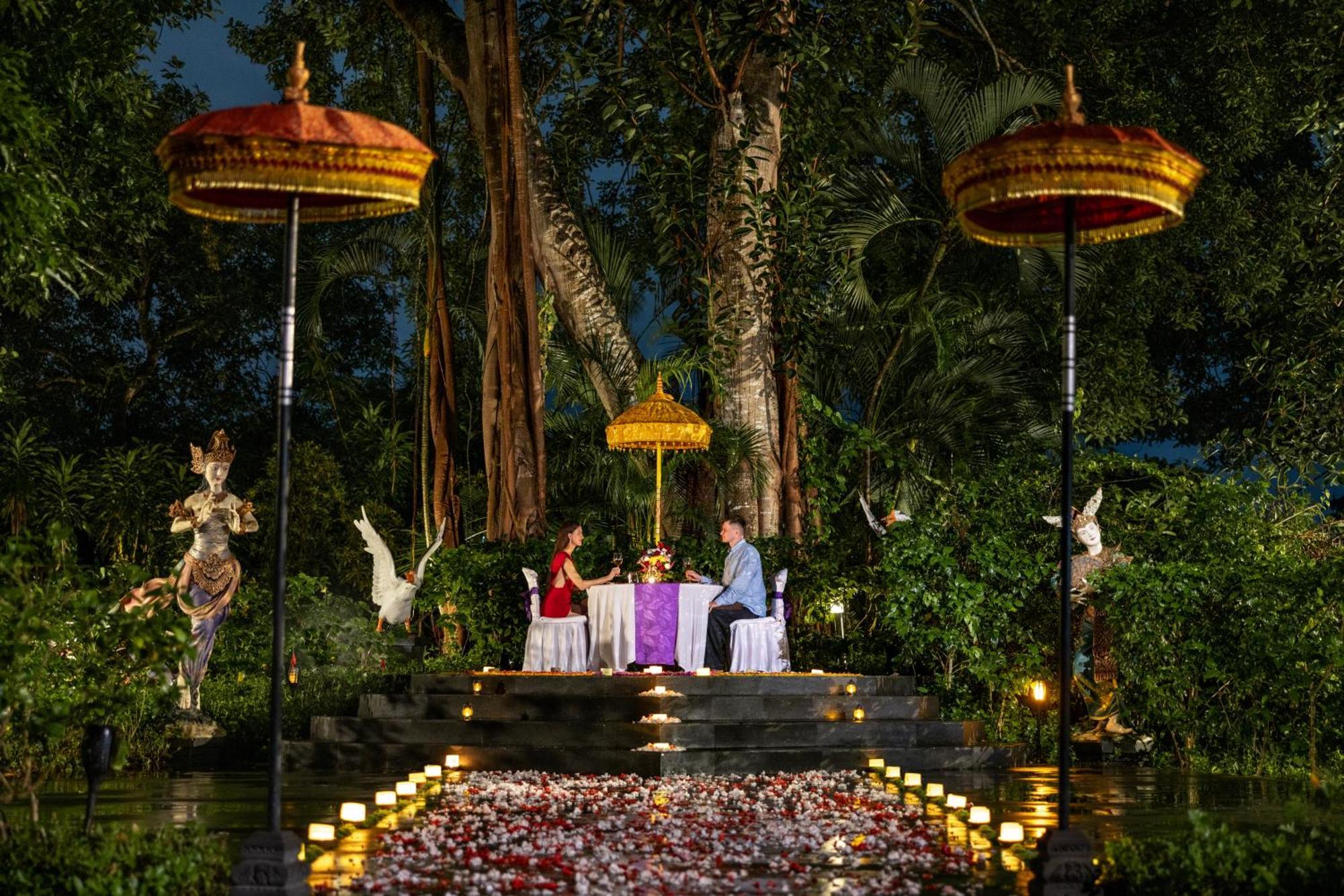 Swan Paradise A Pramana Experience Gianyar  Exterior photo
